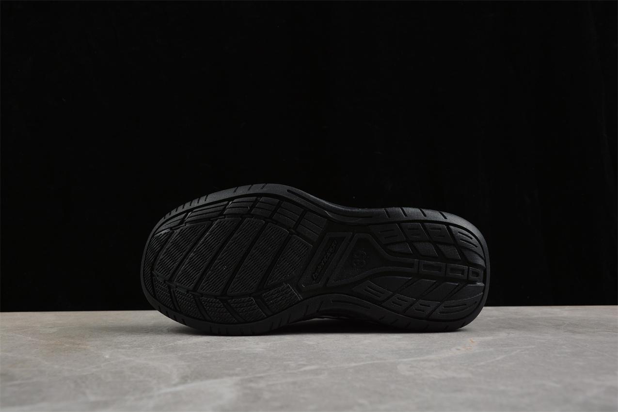 Balenciaga Hamptons Worn Out "Black/White" фото № 3