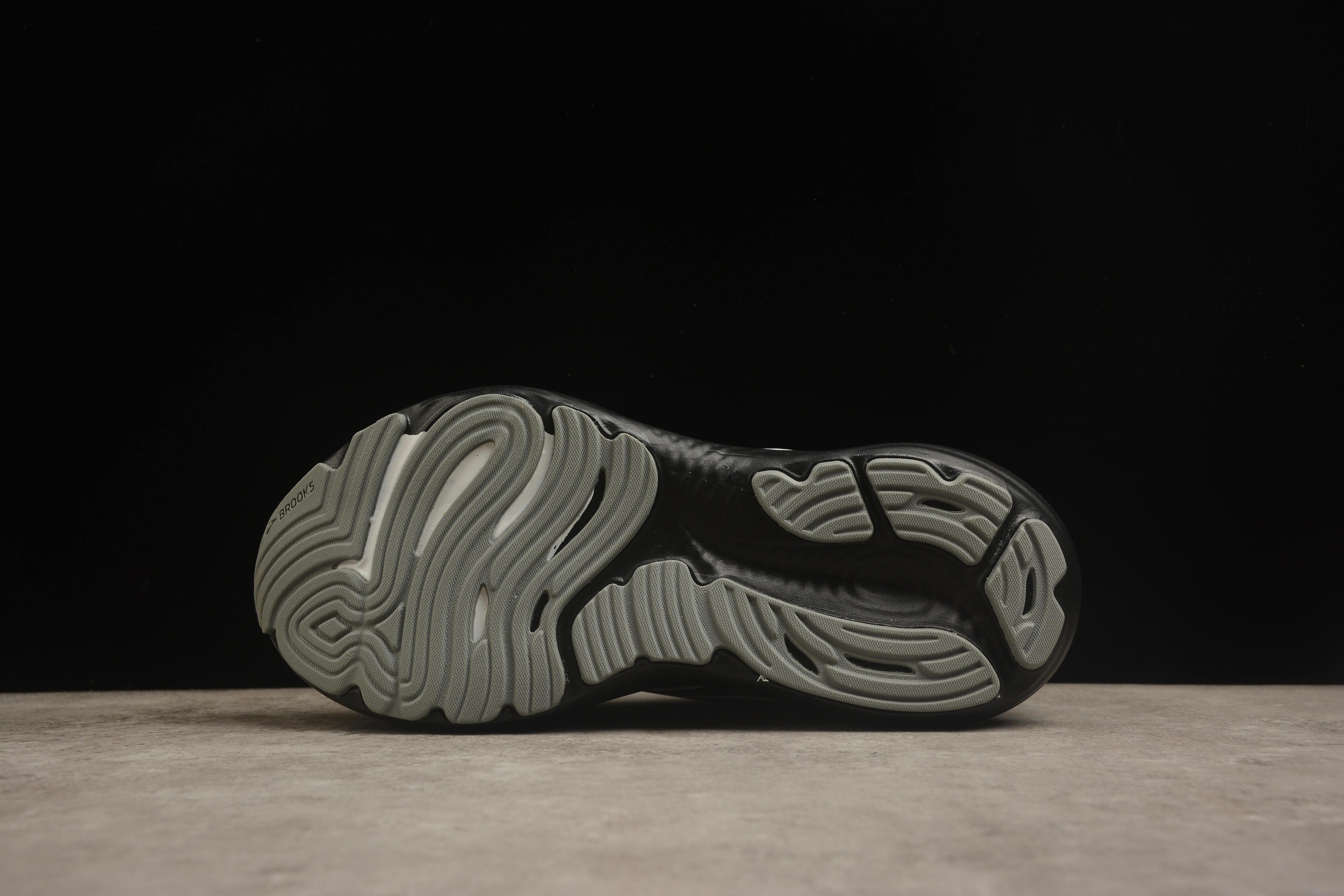 Brooks Glycerin 22 "Black/Grey" фото № 4