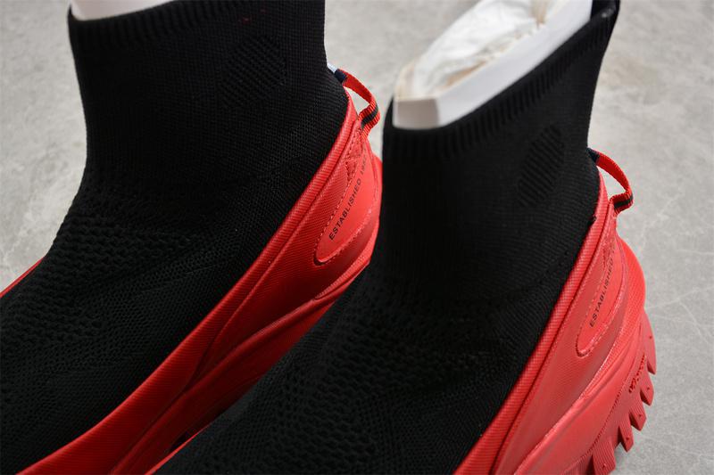 Moncler Trailgrip "Red/Black" фото № 8