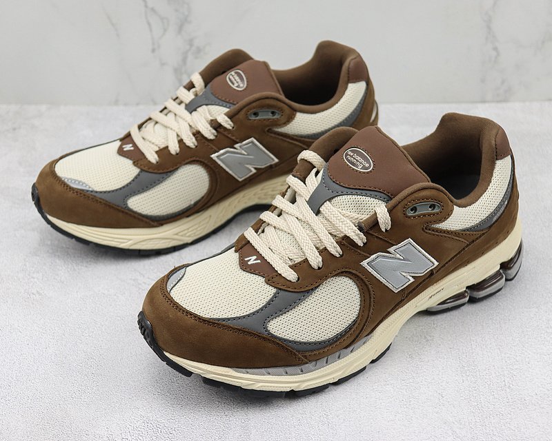 New Balance 2002R "Brown/Cream White" фото № 5