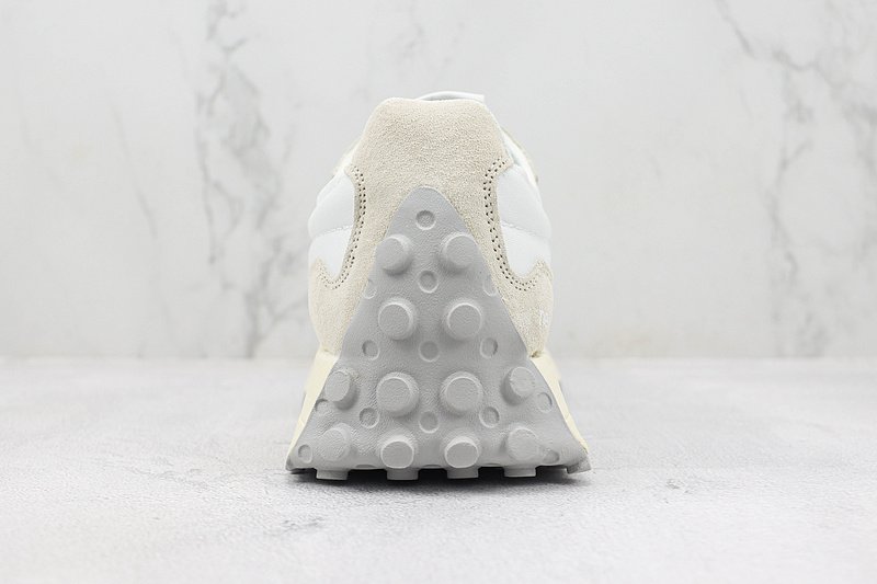 New Balance 327 "Pastel Beige/White" фото № 9