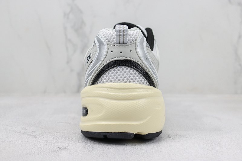 New Balance 530 "Silver/Metallic/Beige" фото № 9