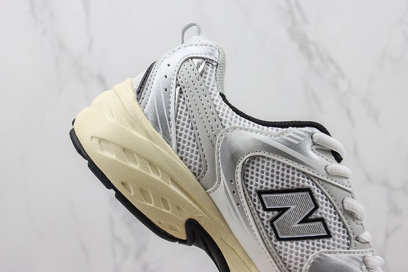 New Balance 530 "Silver/Metallic/Beige" фото № 3