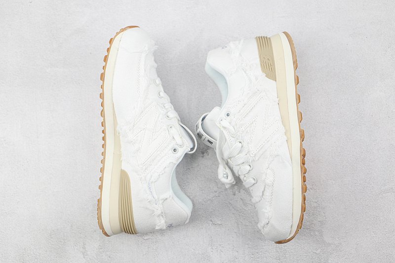 Miu Miu x New Balance 574 "White" фото № 7