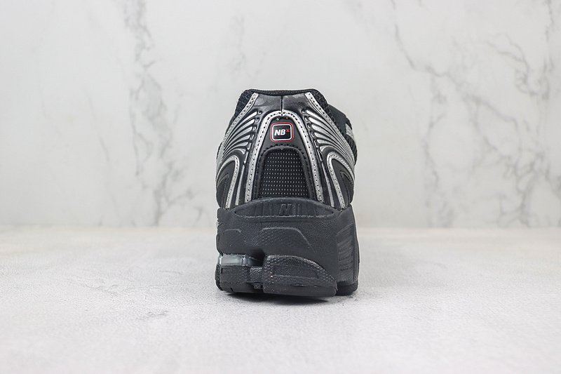 New Balance 740 "Black/Silver" фото № 9