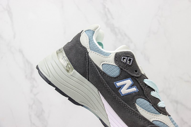 Kith x New Balance 992 "Steel Blue" фото № 3
