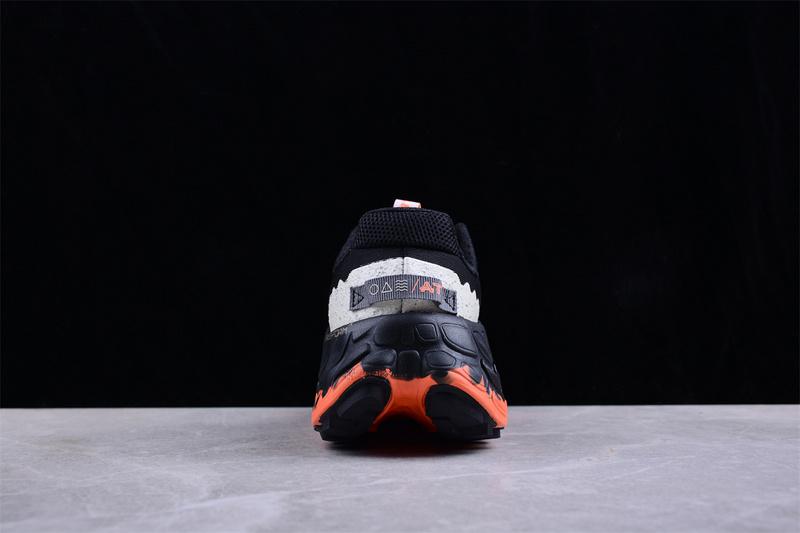 New Balance Fresh Foam X More Trail V3 "Volcanic Fade" фото № 9