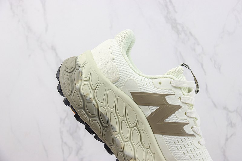 New Balance Fresh Foam X More Trail V3 "Olive Green/Cream White" фото № 3