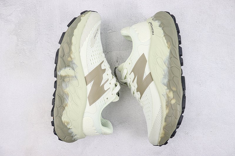 New Balance Fresh Foam X More Trail V3 "Olive Green/Cream White" фото № 7