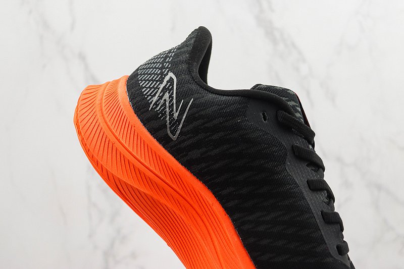New Balance FuelCell Propel V4 "Black/Orange" фото № 3