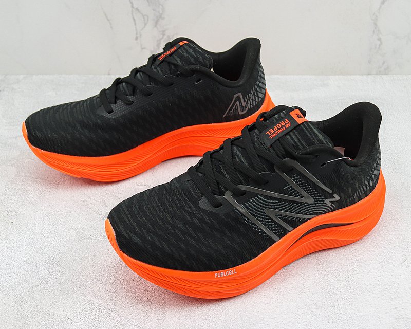 New Balance FuelCell Propel V4 "Black/Orange" фото № 5