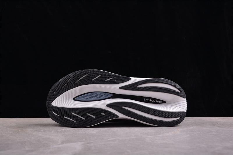 Stone Island x New Balance FuelCell "Black" фото № 4