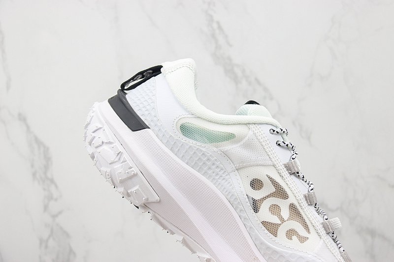 Nike ACG Mountain Fly 2 Low "White/Orange/Blue" фото № 3