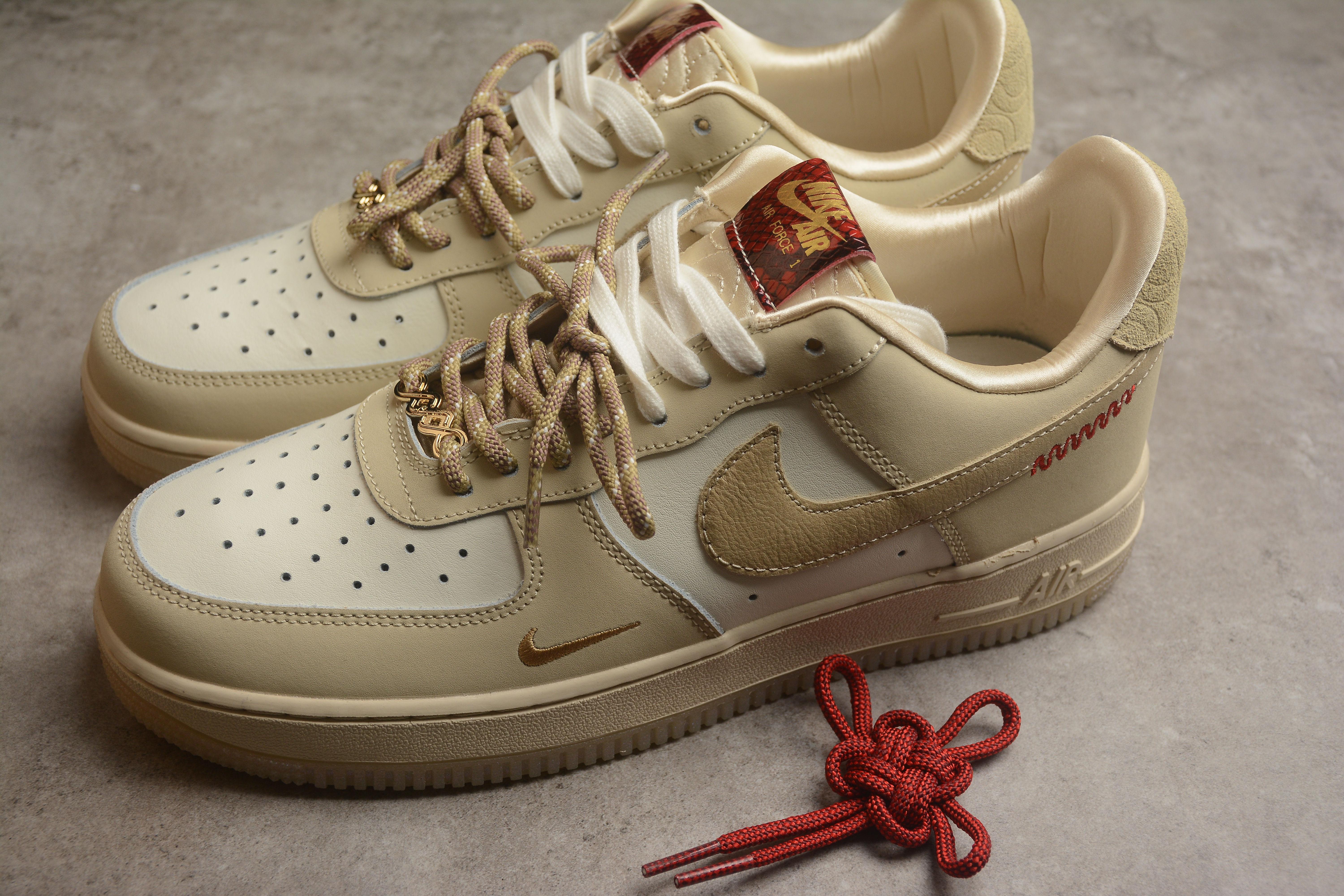 Nike Air Force 1 Low "Year of the Snake" фото № 6