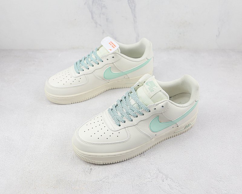 Nike Air Force 1 Low "Off White/Misty Green" фото № 5