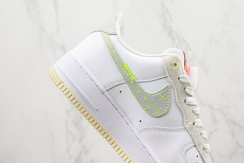 Nike Air Force 1 Low "Cherry Blossoms/Green Stitch" фото № 3