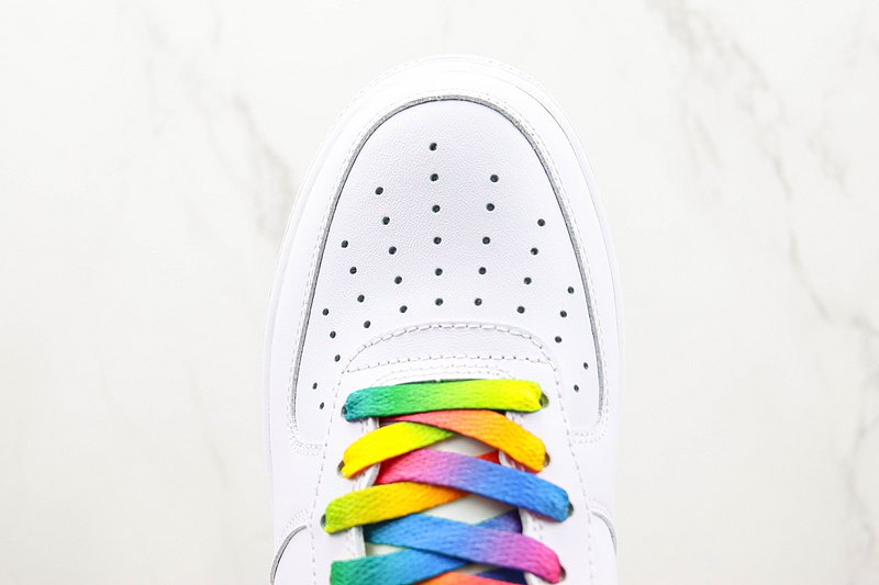 Nike Air Force 1 Low "Glossy Swoosh/Pixel" фото № 4