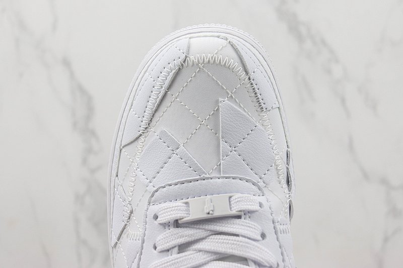 Billie Eillish x Nike Air Force 1 Low "Triple White" фото № 4