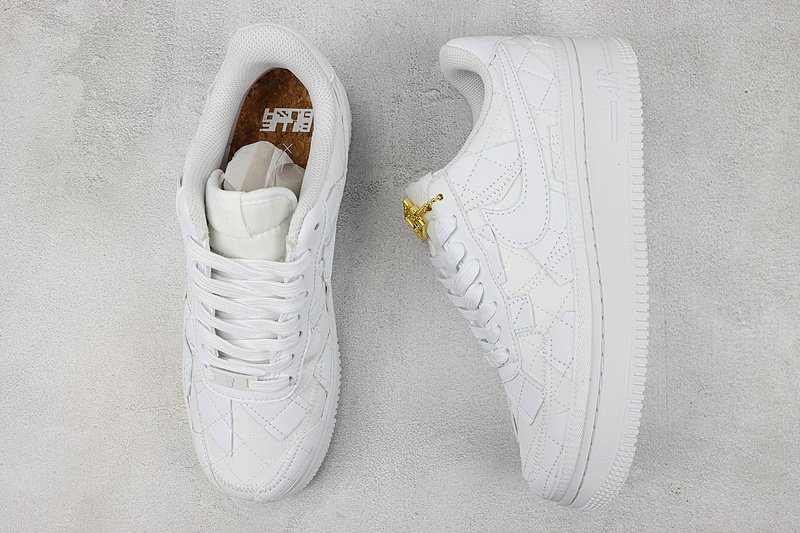 Billie Eillish x Nike Air Force 1 Low "Triple White" фото № 6