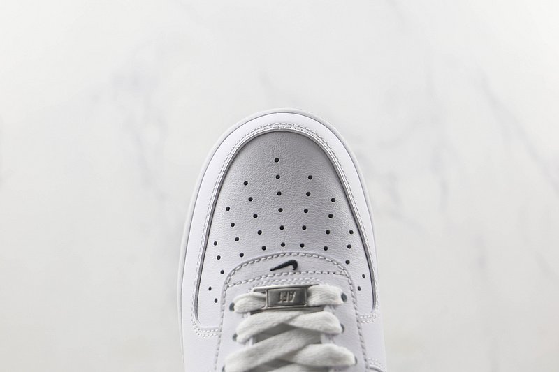Nike Air Force 1 Low "White/Black/White Swoosh" фото № 4