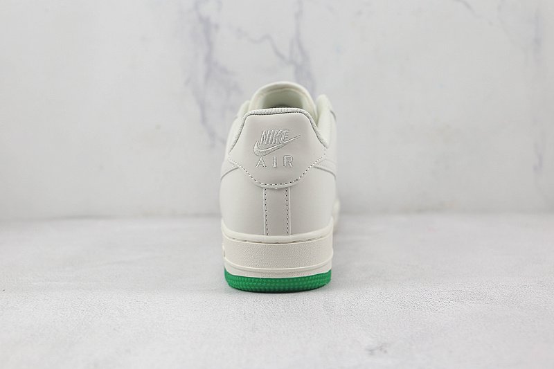 Nike Air Force 1 Low "Emerald Gradient/Mini-Swoosh" фото № 9