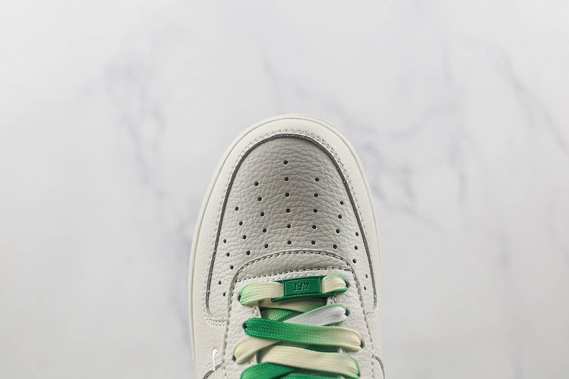 Nike Air Force 1 Low "Emerald Gradient/Mini-Swoosh" фото № 4