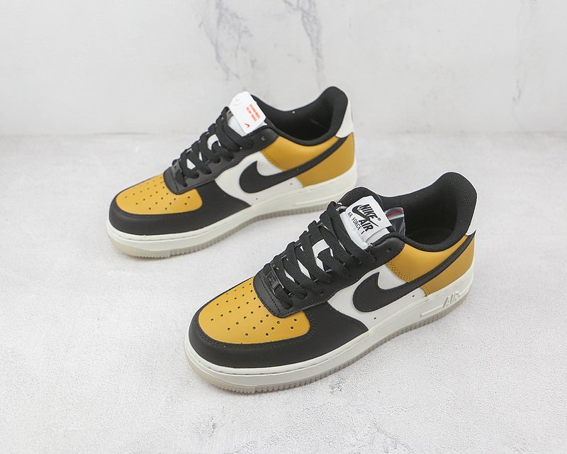 Nike Air Force 1 Low "White/Black/Gold" фото № 5