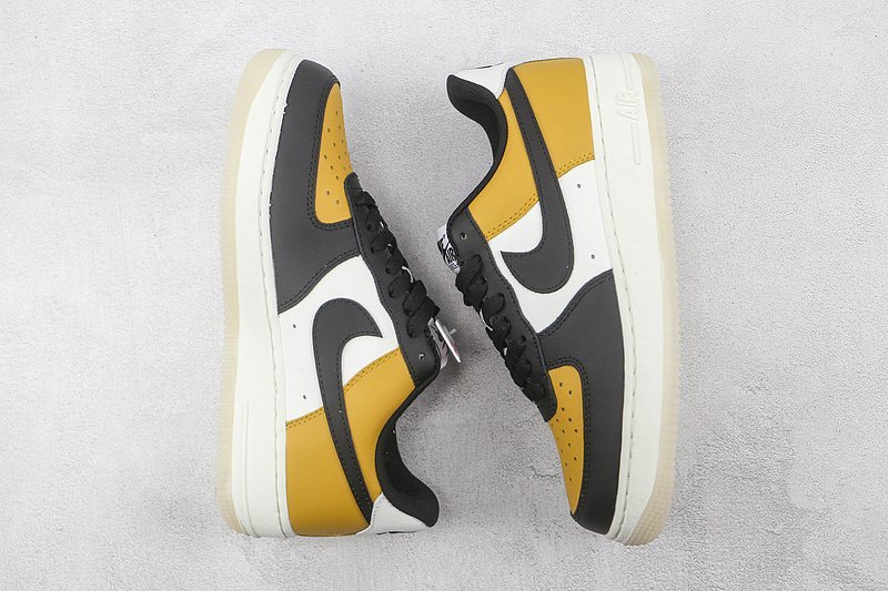 Nike Air Force 1 Low "White/Black/Gold" фото № 7