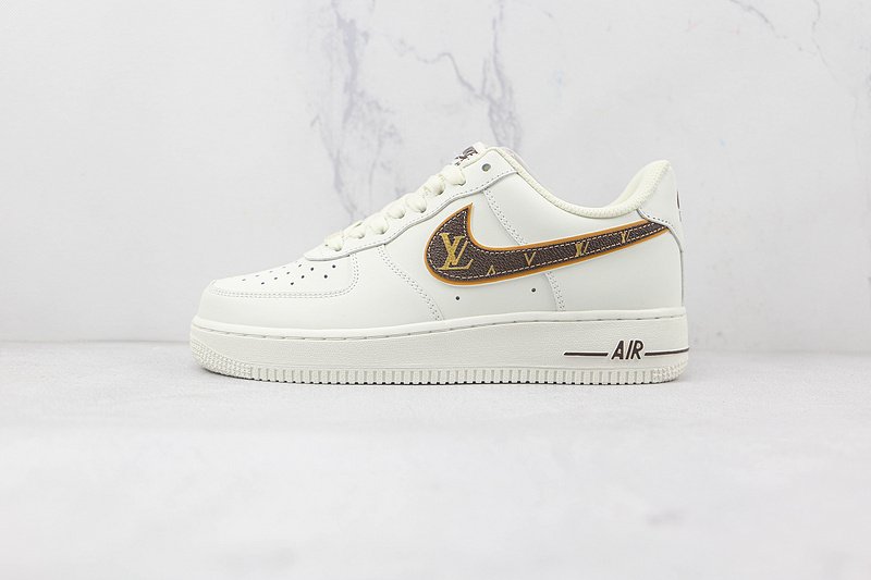 Louis Vuitton x Nike Air Force 1 Low "Beige/Brown/Gold Swoosh" фото № 2