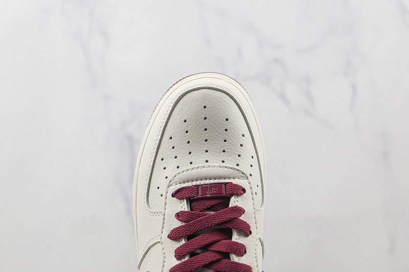 Nike Air Force 1 07 "White/Wine Red" фото № 3