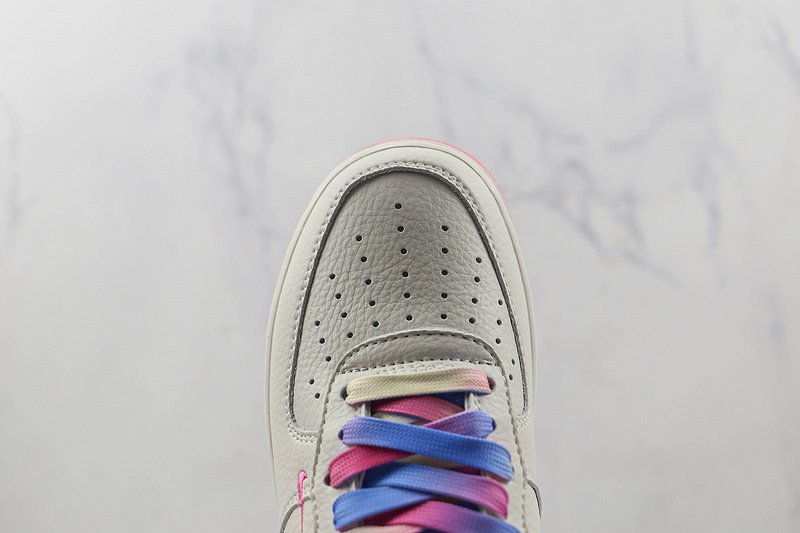 Nike Air Force 1 07 Low "Cream Bubble Gum" фото № 3