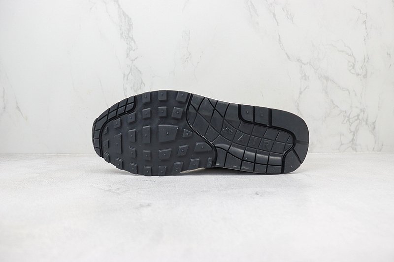 Nike Air Max 1 "Leopard" фото № 8