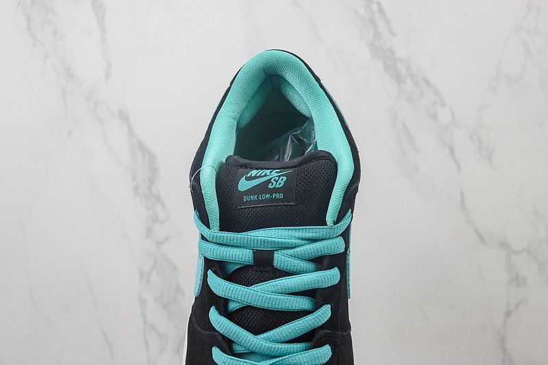 Nike Dunk Low "Clear Jade/Black" фото № 5