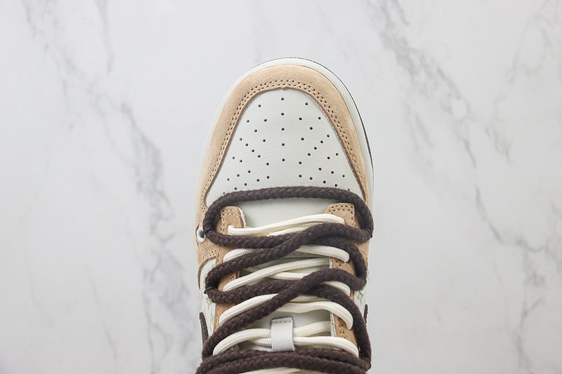 Louis Vuitton x Nike Dunk Low "Cream White/Black/Bisque" фото № 4