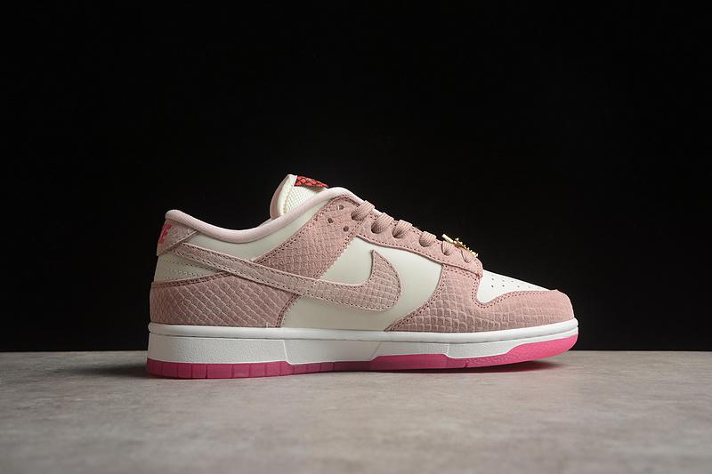 Nike Dunk Low "Snake Pink" фото № 5