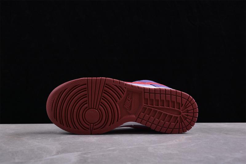 Nike SB Dunk Low "Purple/Red Suede" фото № 2