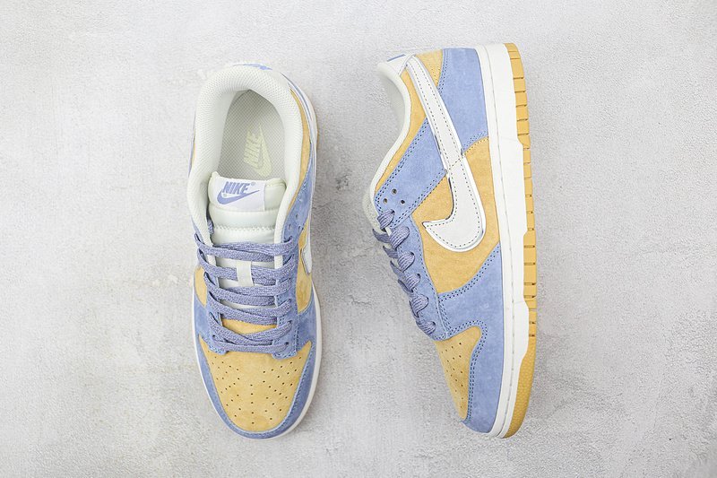 Otomo Katsuhiro x Nike SB Dunk Low "Light Blue/Yellow" фото № 6