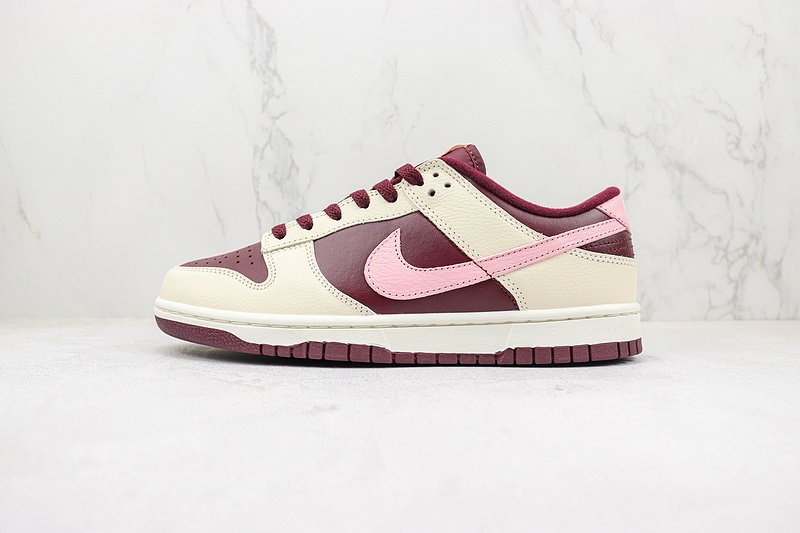 Nike Dunk Low Premium "Valentine’s Day" фото № 2