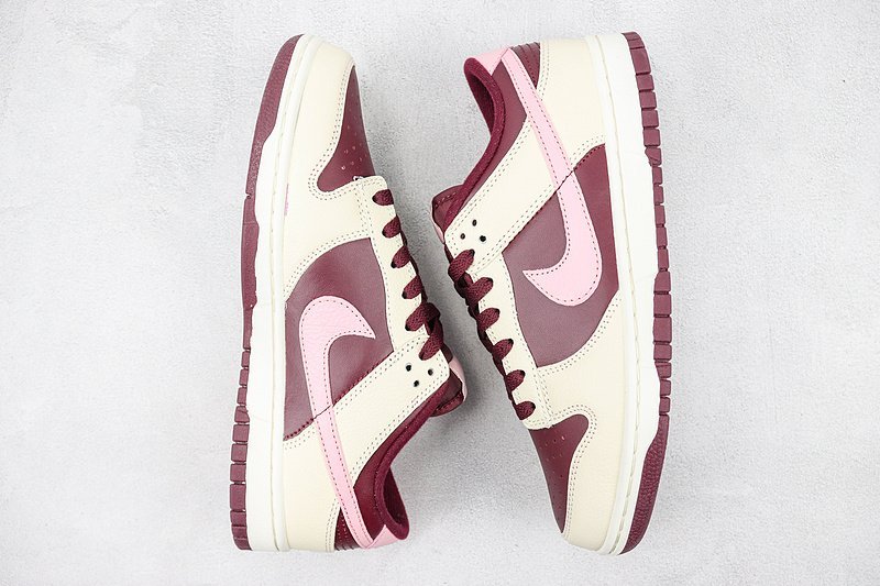 Nike Dunk Low Premium "Valentine’s Day" фото № 7