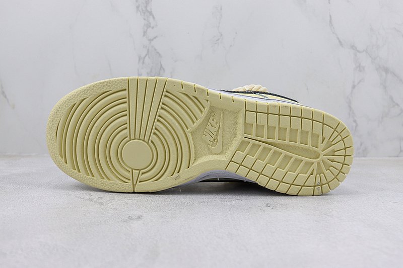 Nike SB Dunk Low "Sail Yellow" фото № 8