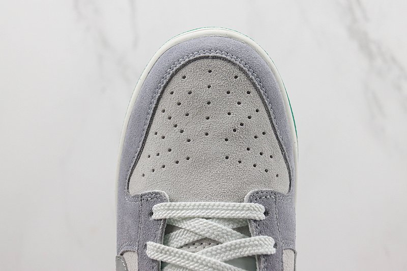 Nike Dunk Low "Grey/White Daisy" фото № 3