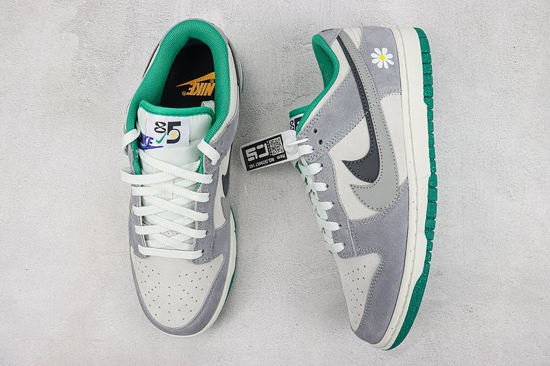 Nike Dunk Low "Grey/White Daisy" фото № 7