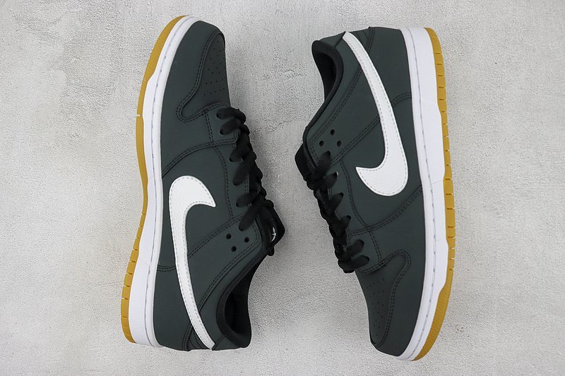 Nike Dunk SB Low Pro "Black Gum" фото № 6