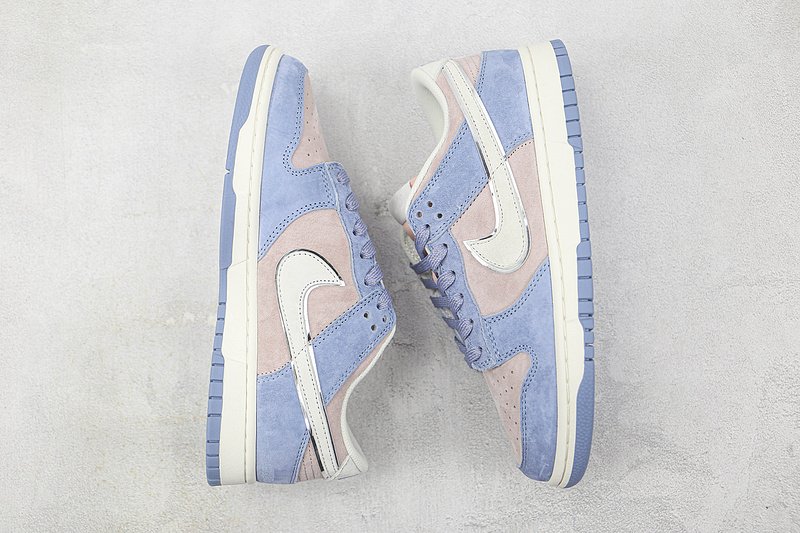 Otomo Katsuhiro x Nike SB Dunk Low "Steamboy OST/Blue/Pink" фото № 6
