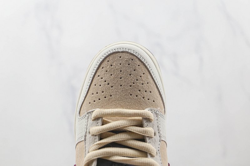 Otomo Katsuhiro x Nike SB Dunk Low "Steamboy OST/Burugundy/Beige" фото № 4