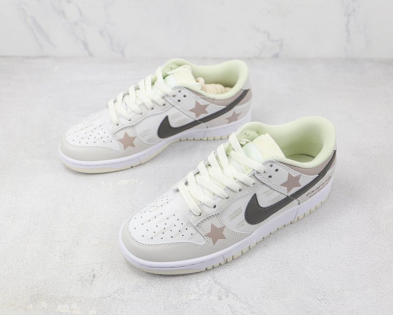 Nike Dunk Low "Stars" фото № 5