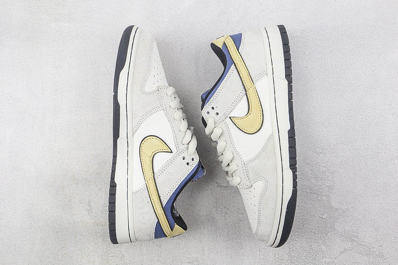 Otomo Katsuhiro x Nike SB Dunk Low "Steamboy OST/Yellow/Grey" фото № 6