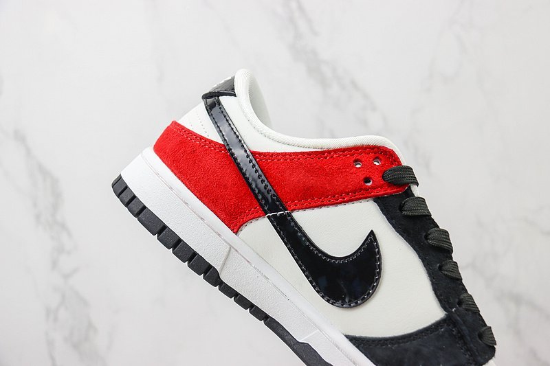 Nike Dunk Low "Red Toe" фото № 3