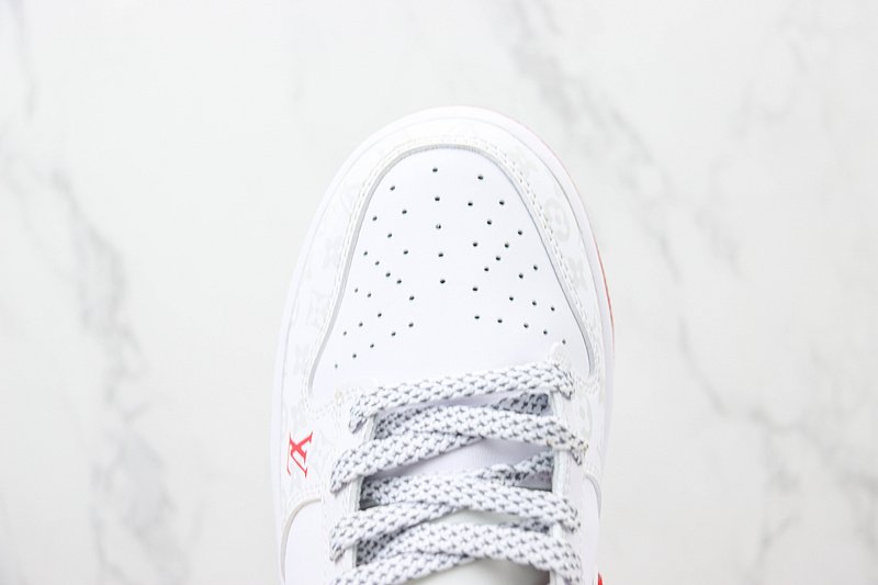 Louis Vuitton x Nike Dunk Low "White/Red" фото № 4