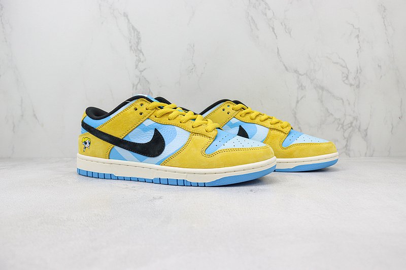 The Powerpuff Girls x Nike Dunk Low "Yellow Bubbles" фото № 6